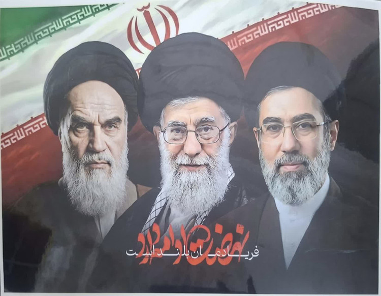عکس پرسی لمینت امام امت رهبر شهید و رهبر انقلاب ابعاد 21در30 بسته 20 عددی